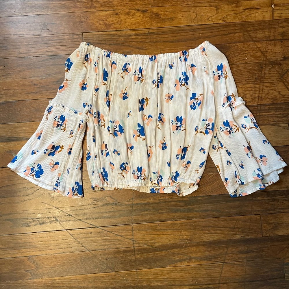 Peasant Style Crop Top by Forever 21